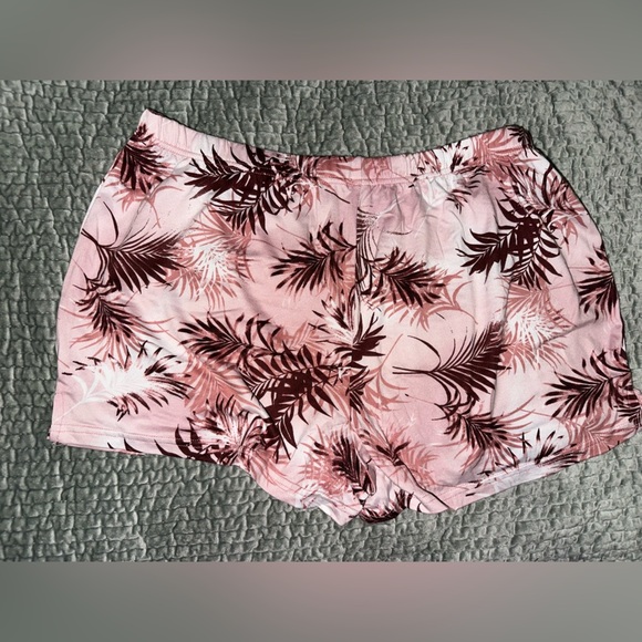 Pink Palm Print Pajama Short - Picture 2 of 3